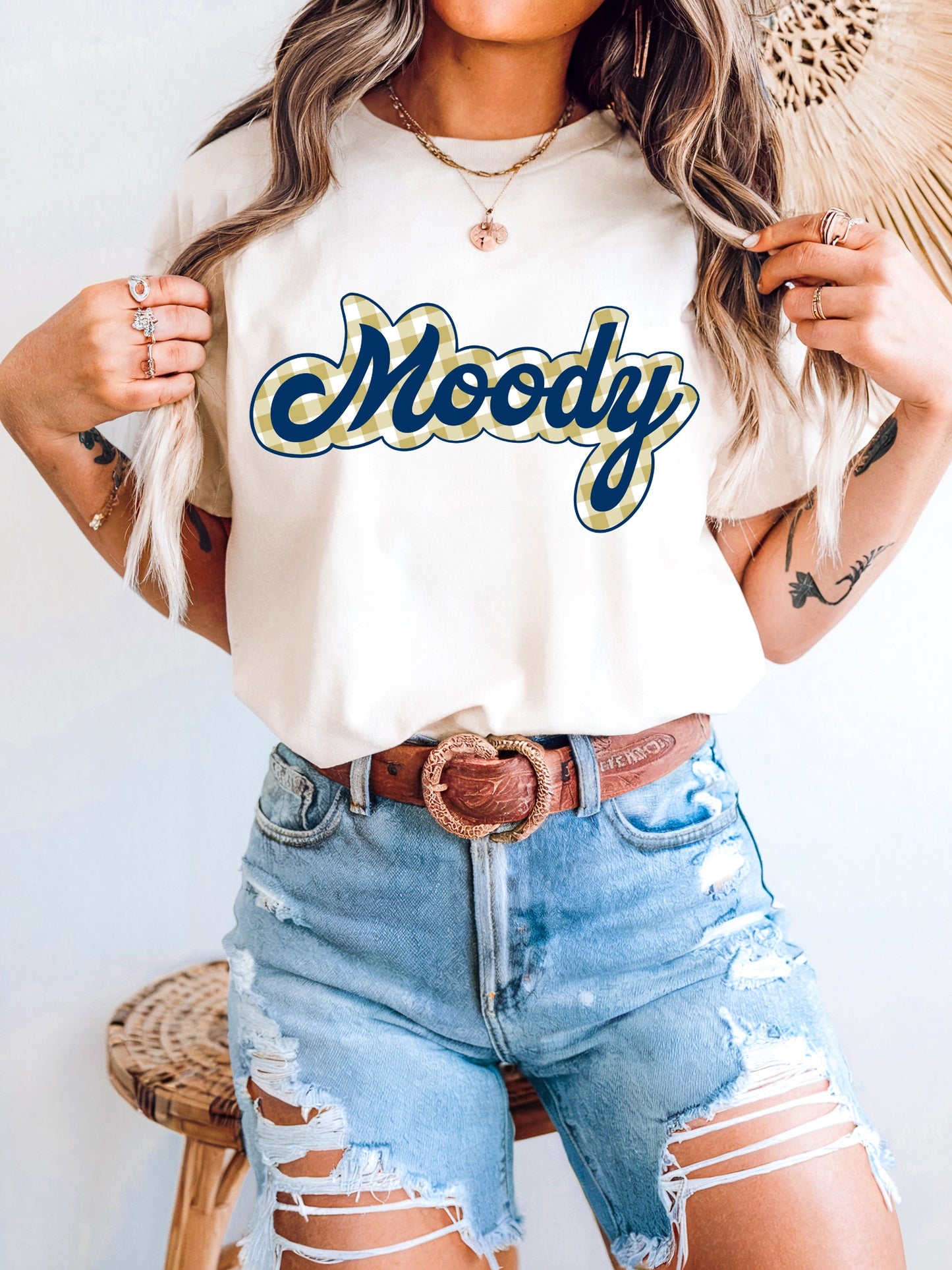 Moody tee