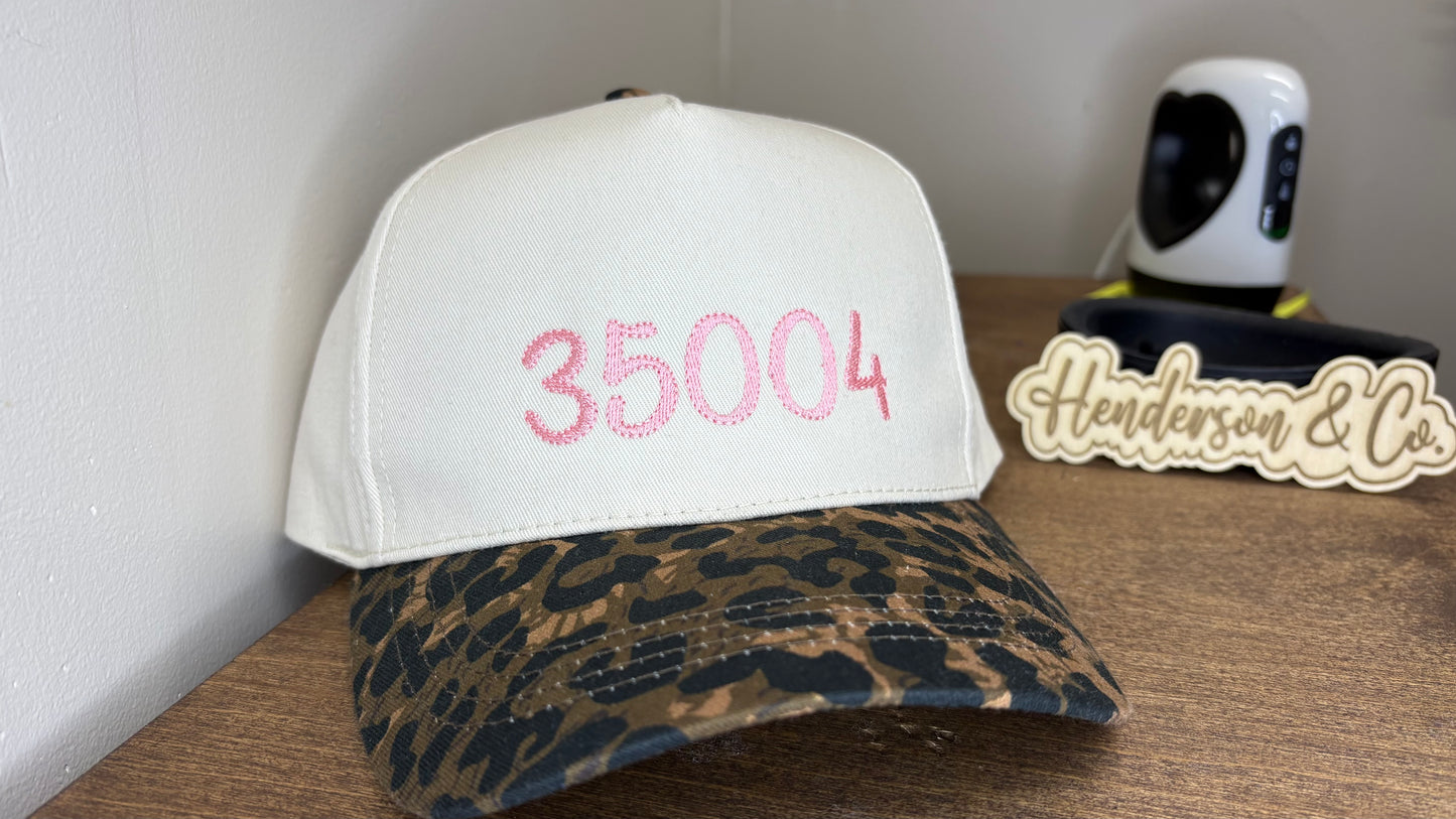 Moody zip hat