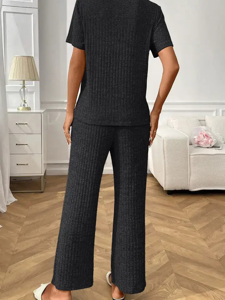 Ribbed Knit Short Sleeve